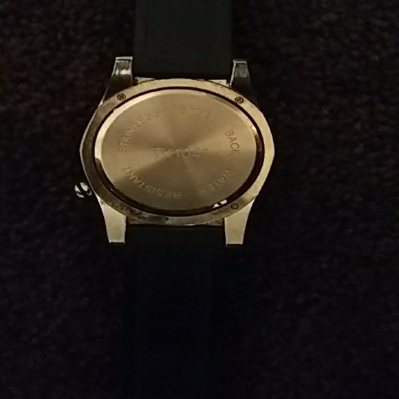 Watch - Picture 2 of 2